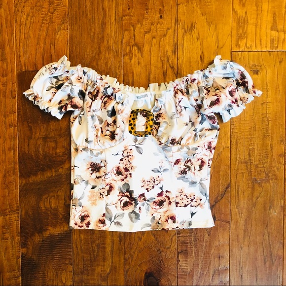 Missguided Floral shoulder Top - Picture 10 of 13
